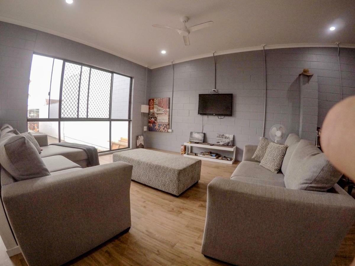 Bunk Inn Hostel Bundaberg Ngoại thất bức ảnh